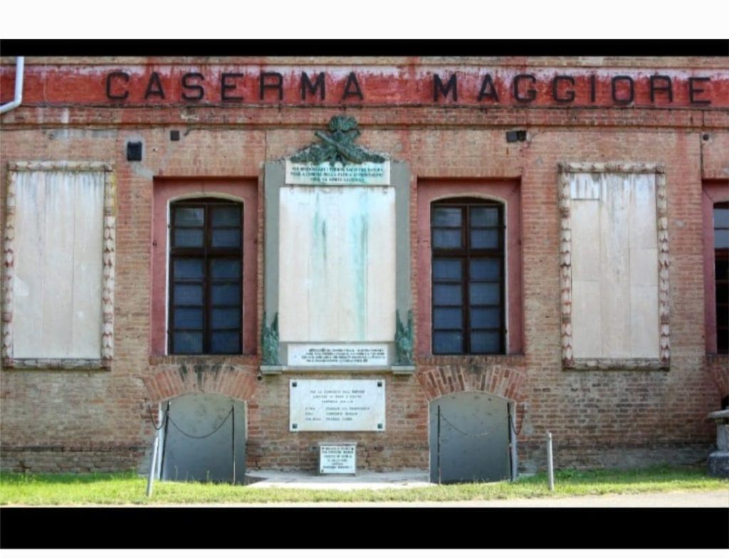 Cittadella di Alessandria, polemica sul degrado del Tricolore e del monumento ai Caduti: «Manca il rispetto per la&nbsp;memoria»