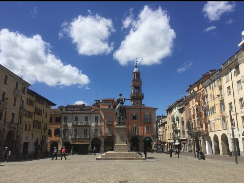 Con la Notte Bianca torna ESCO: musica e intrattenimento in città  – Pubblicato da Giuseppina De&nbsp;Biase