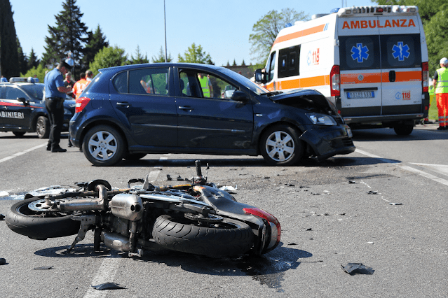 Grave incidente a Ovada: scontro tra auto e moto, centauro di 55 anni elitrasportato al CTO di&nbsp;Torino