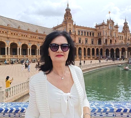 La poesia bilingue di Lulzime Malaj. Traduzione di Irma&nbsp;Kurti